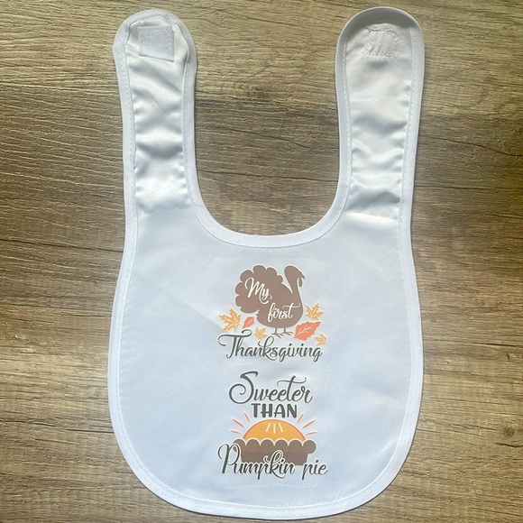 New First Thanksgiving Pumpkin Pie Baby Bib - Picture 1 of 2
